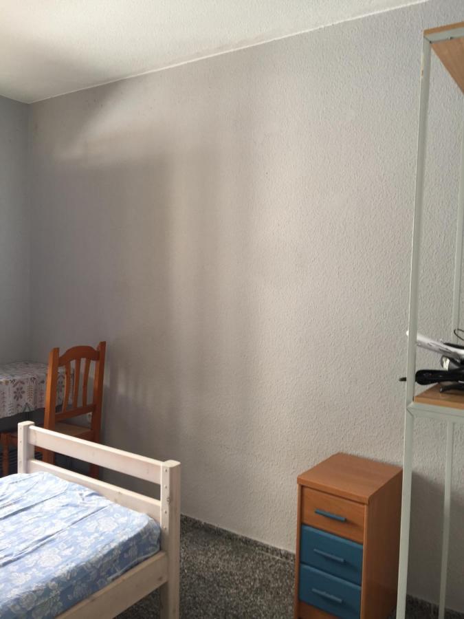Habitacion Renfe Alicante Eksteriør billede
